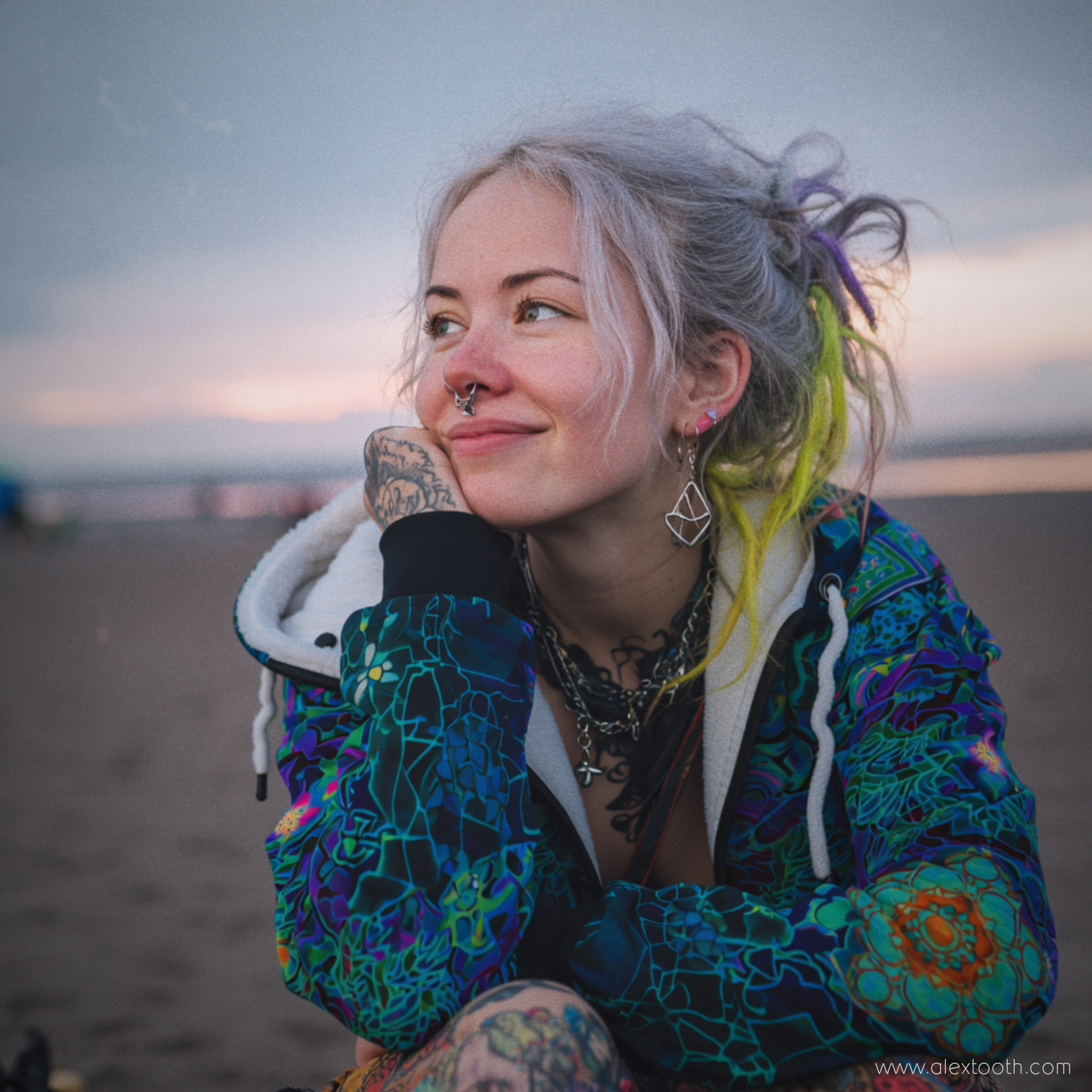 2d Emerald Stargate Axis Hoodie - Image 1